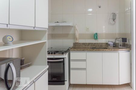 Apartamento à venda com 71m², 2 quartos e sem vagaCozinha 