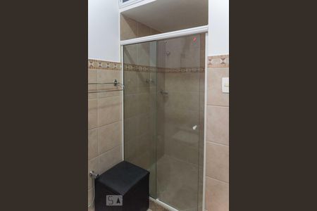 Apartamento à venda com 71m², 2 quartos e sem vagaBanheiro social 