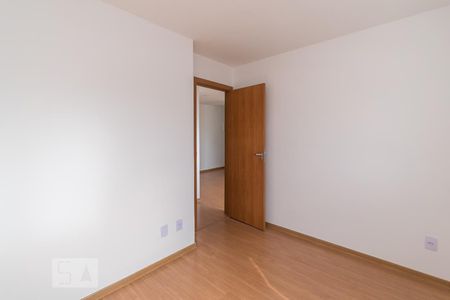Quarto 1 de apartamento para alugar com 2 quartos, 45m² em Bonsucesso, Rio de Janeiro