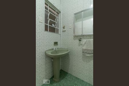 Casa para alugar com 160m², 2 quartos e 2 vagasBanheiro