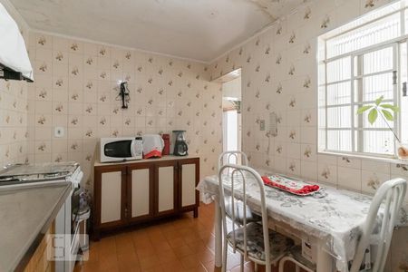 Casa para alugar com 160m², 2 quartos e 2 vagasCozinha