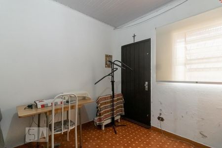 Quarto 1 de casa para alugar com 2 quartos, 160m² em Jardim Oriental, São Paulo