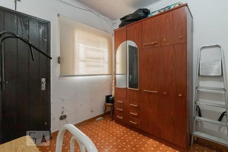 Quarto 1 de casa para alugar com 2 quartos, 160m² em Jardim Oriental, São Paulo