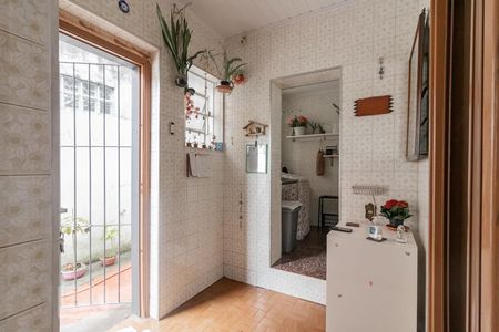 Antessala de casa para alugar com 2 quartos, 160m² em Jardim Oriental, São Paulo