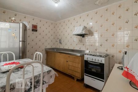 Casa para alugar com 160m², 2 quartos e 2 vagasCozinha