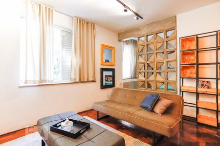 Sala de kitnet/studio para alugar com 1 quarto, 47m² em Santa Ifigênia, São Paulo