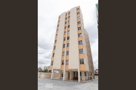 Apartamento para alugar com 60m², 2 quartos e 1 vagaÁrea comum - Fachada do prédio