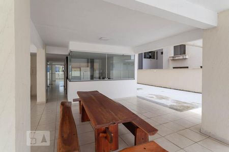 Apartamento para alugar com 60m², 2 quartos e 1 vagaÁrea comum  