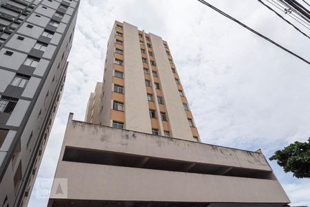 Apartamento para alugar com 60m², 2 quartos e 1 vagaFachada 