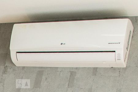 Casa à venda com 149m², 3 quartos e 2 vagasSuíte - Ar condicionado