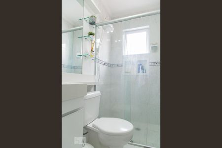 Casa à venda com 149m², 3 quartos e 2 vagasBanheiro da suíte