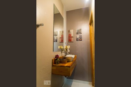 Casa à venda com 149m², 3 quartos e 2 vagasLavabo de serviço