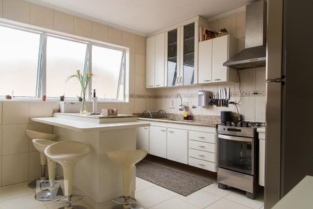 Casa à venda com 149m², 3 quartos e 2 vagasCozinha