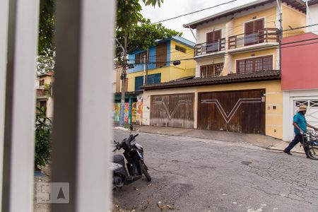 Casa à venda com 149m², 3 quartos e 2 vagasVista da garagem