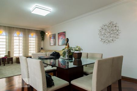 Casa à venda com 149m², 3 quartos e 2 vagasSala de jantar