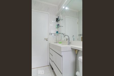 Casa à venda com 149m², 3 quartos e 2 vagasBanheiro da suíte