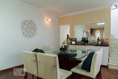 Casa à venda com 149m², 3 quartos e 2 vagasSala de jantar