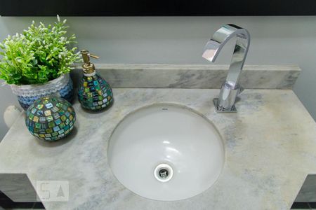 Casa à venda com 149m², 3 quartos e 2 vagasLavabo - Torneira