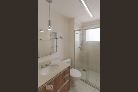 Apartamento para alugar com 108m², 3 quartos e 2 vagas Apartamento para alugar com 108m², 3 quartos e 2 vagasBanheiro da Suíte 1