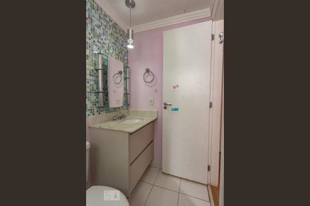 Apartamento para alugar com 108m², 3 quartos e 2 vagas Apartamento para alugar com 108m², 3 quartos e 2 vagasBanheiro da Suíte 2