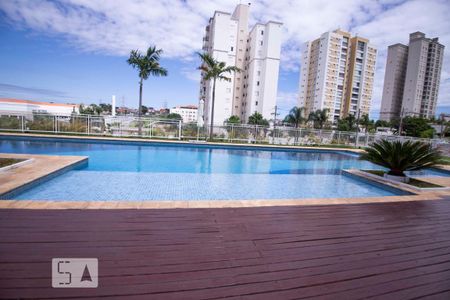 Apartamento para alugar com 108m², 3 quartos e 2 vagas Apartamento para alugar com 108m², 3 quartos e 2 vagasÁrea comum - Piscina