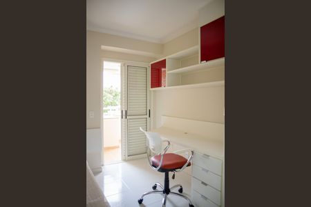 Apartamento para alugar com 192m², 4 quartos e 3 vagas Apartamento para alugar com 192m², 4 quartos e 3 vagasQuarto 3