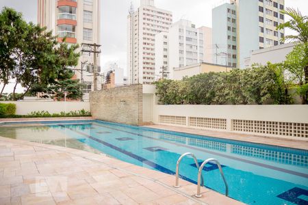 Apartamento para alugar com 192m², 4 quartos e 3 vagas Apartamento para alugar com 192m², 4 quartos e 3 vagasÁrea comum - Piscina
