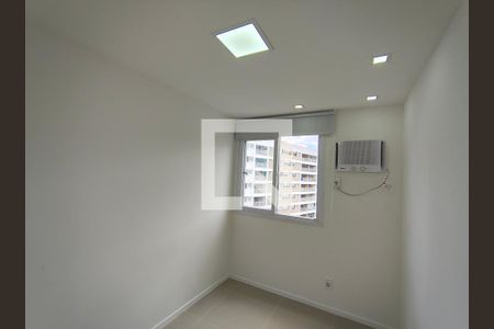 Quarto 1 de apartamento para alugar com 3 quartos, 73m² em Jacarepaguá, Rio de Janeiro