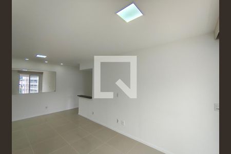 Sala de apartamento para alugar com 3 quartos, 73m² em Jacarepaguá, Rio de Janeiro