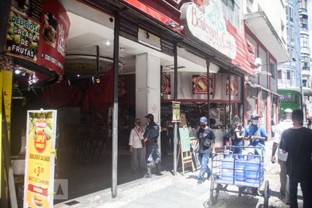 Studio à venda com 36m², 1 quarto e sem vaga Studio à venda com 36m², 1 quarto e sem vagaFachada do bloco