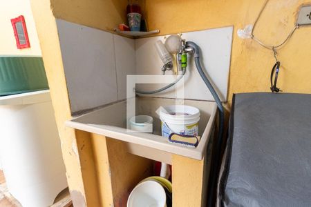 Casa à venda com 70m², 2 quartos e 2 vagasLavanderia