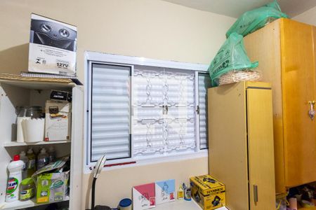 Casa à venda com 70m², 2 quartos e 2 vagasEscritório