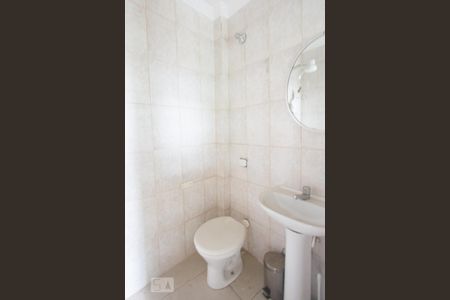 Casa à venda com 131m², 3 quartos e 2 vagasBanheiro de Serviço