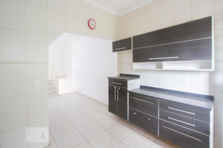 Casa à venda com 131m², 3 quartos e 2 vagasCozinha