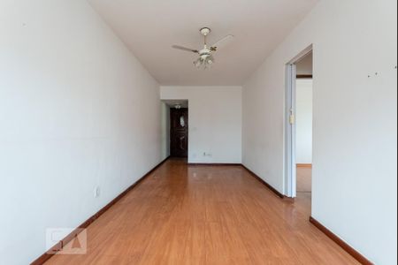 Apartamento para alugar com 49m², 2 quartos e 1 vaga Apartamento para alugar com 49m², 2 quartos e 1 vagaSala