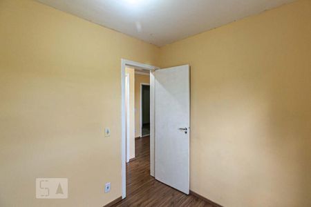 Quarto 1 de apartamento para alugar com 2 quartos, 48m² em Passo das Pedras, Porto Alegre