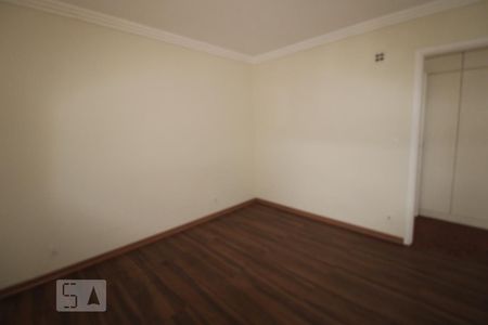 Quarto 1 de apartamento à venda com 3 quartos, 300m² em Cambuí, Campinas