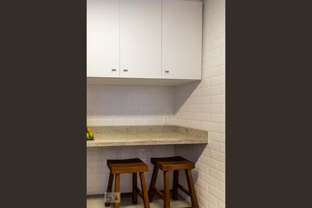 Apartamento à venda com 98m², 2 quartos e 1 vagaCozinha