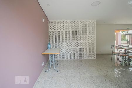 Apartamento para alugar com 79m², 2 quartos e 1 vagaÁrea Comum  - Salão de Festas