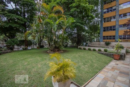 Apartamento para alugar com 79m², 2 quartos e 1 vagaÁrea Comum