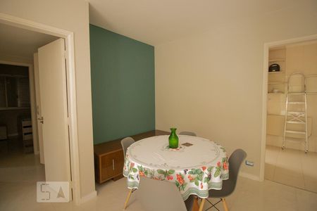 Sala de apartamento para alugar com 2 quartos, 79m² em Vila Clementino, São Paulo