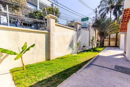 Apartamento para alugar com 70m², 3 quartos e 1 vagaÁrea Comum