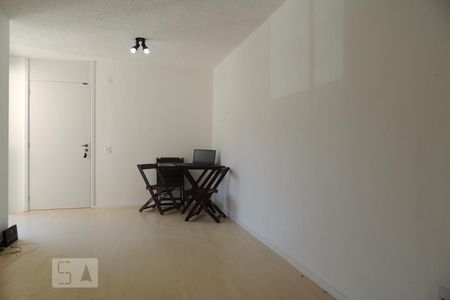 Sala de Apartamento com 2 quartos, 52m² Curicica