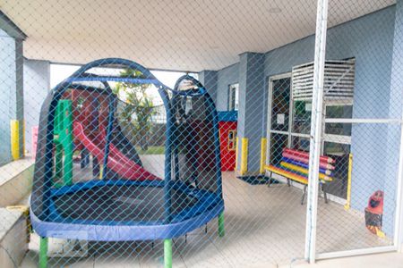 Apartamento à venda com 114m², 3 quartos e 2 vagas Apartamento à venda com 114m², 3 quartos e 2 vagasÁrea Comum - Playground