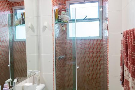 Apartamento à venda com 114m², 3 quartos e 2 vagas Apartamento à venda com 114m², 3 quartos e 2 vagasBanheiro da Suite 3