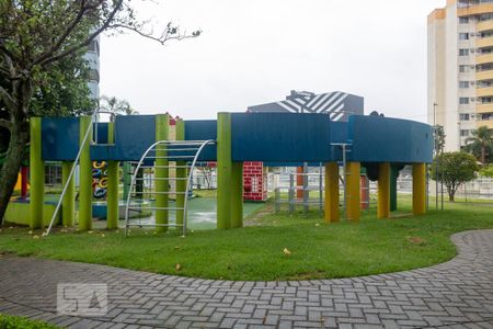 Apartamento à venda com 114m², 3 quartos e 2 vagas Apartamento à venda com 114m², 3 quartos e 2 vagasÁrea Comum - Playground