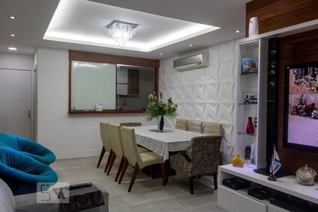 Sala de apartamento à venda com 3 quartos, 114m² em Barra da Tijuca, Rio de Janeiro