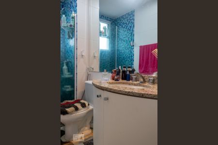 Apartamento à venda com 114m², 3 quartos e 2 vagas Apartamento à venda com 114m², 3 quartos e 2 vagasBanheiro da Suíte 2