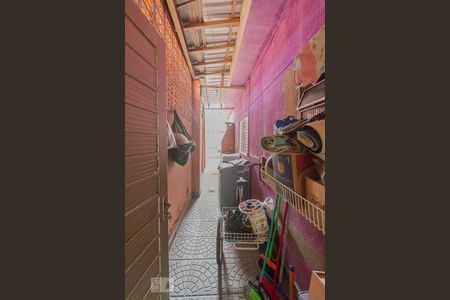 Casa à venda com 182m², 4 quartos e 3 vagas Casa à venda com 182m², 4 quartos e 3 vagasÁrea de Serviço