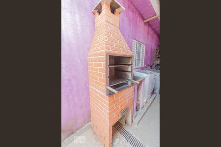 Casa à venda com 182m², 4 quartos e 3 vagas Casa à venda com 182m², 4 quartos e 3 vagasÁrea comum - Churrasqueira